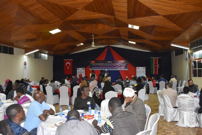 Müslümanlar ve Hristiyanlar iftar sofrasında buluştu